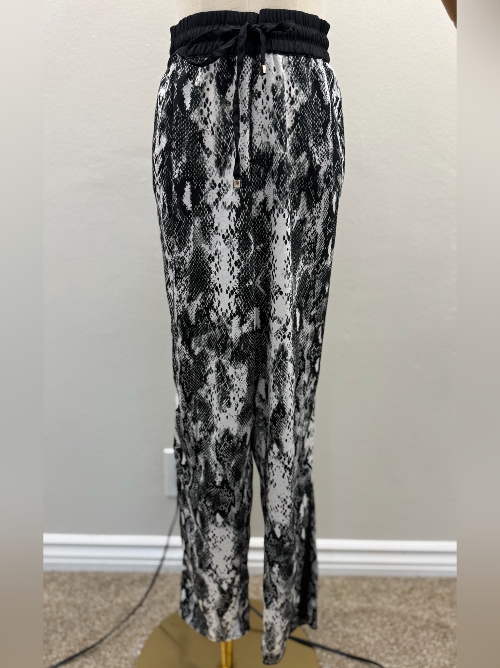 Calvin Klein Snake Print Pants Women’s Black White Satin Tie Waist Lounge